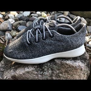 All Birds Tree Runners size 10